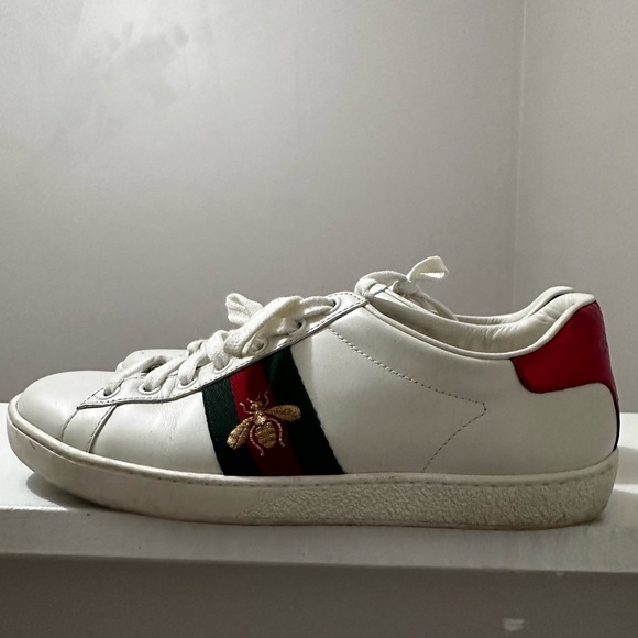 WOMEN'S GUCCI ACE SNEAKER WITH BEE - Picture 1 of 8